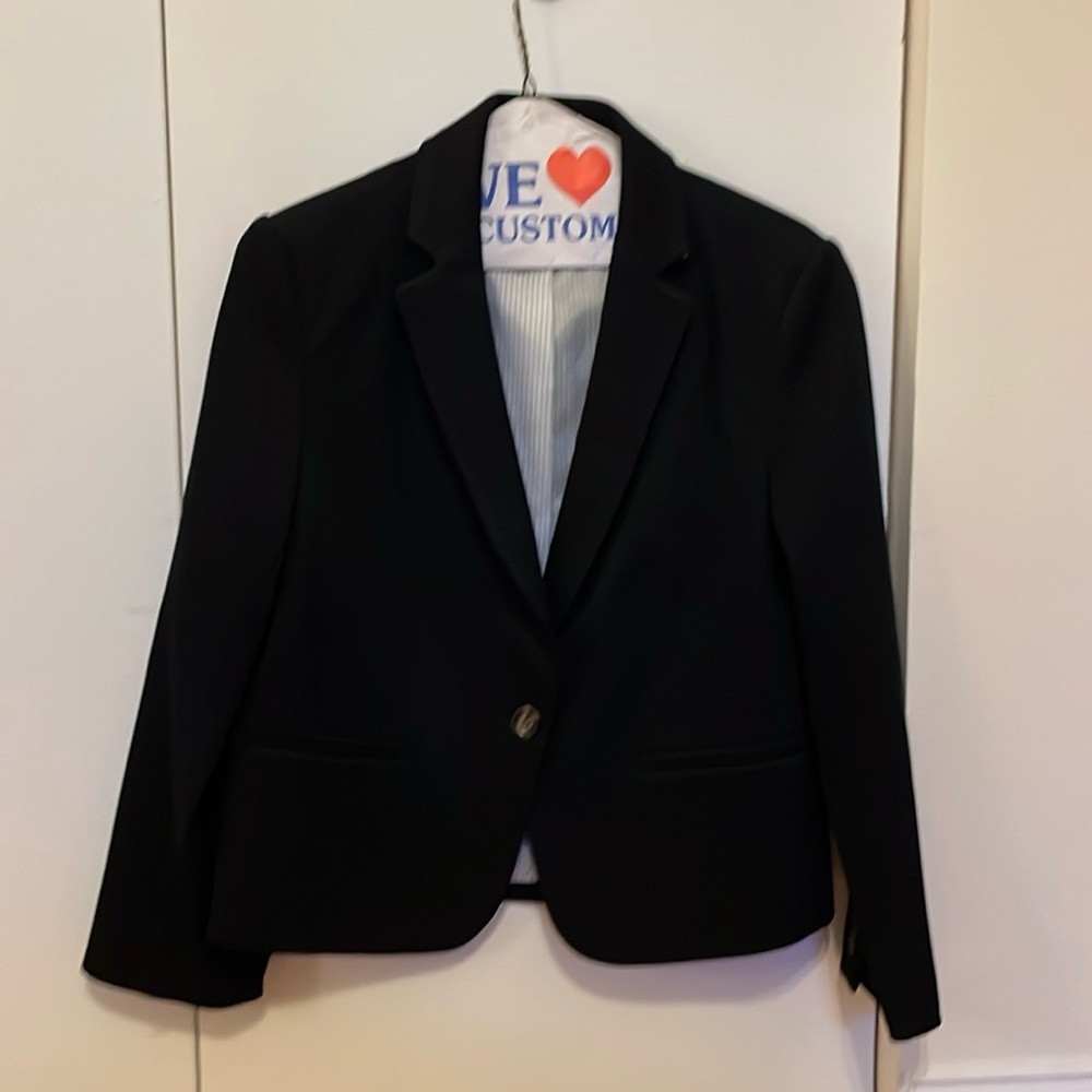 Ann Taylor black blazer